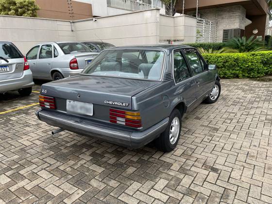 CHEVROLET MONZA 2.0 SL/E 8V GASOLINA 2P MANUAL CHEVROLET MONZA 2.0 SL/E 8V GASOLINA 2P MANUAL